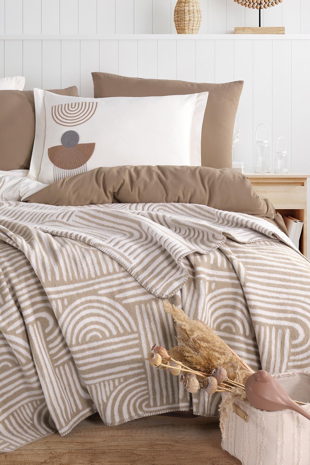 İyi Geceler İstanbul Babil Battaniyeli Nevresim Takımı Çift Kişilik - Bej