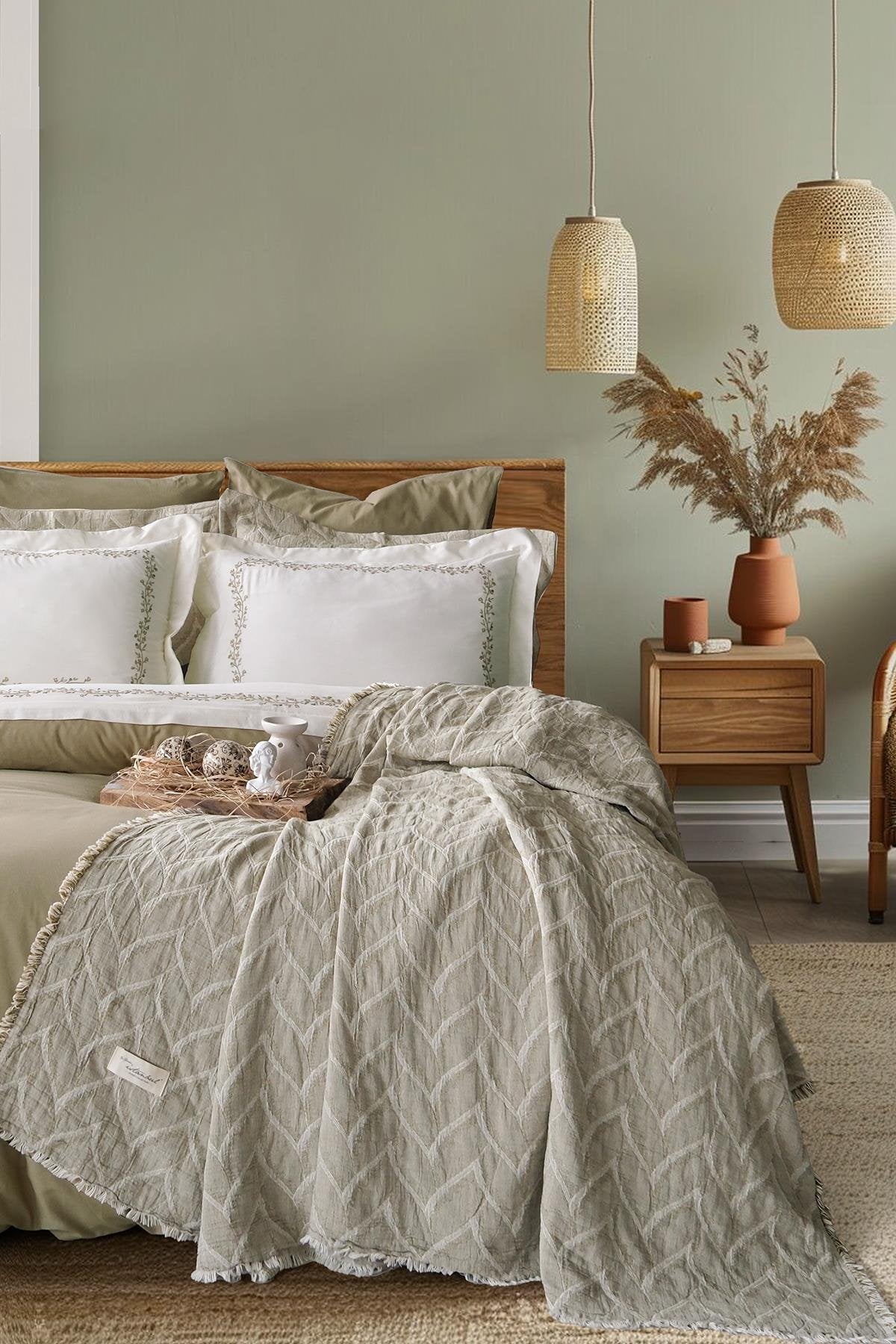 İyi Geceler İstanbul Dafne Yatak Örtülü Nevresim Takımı Çift Kişilik - Olive