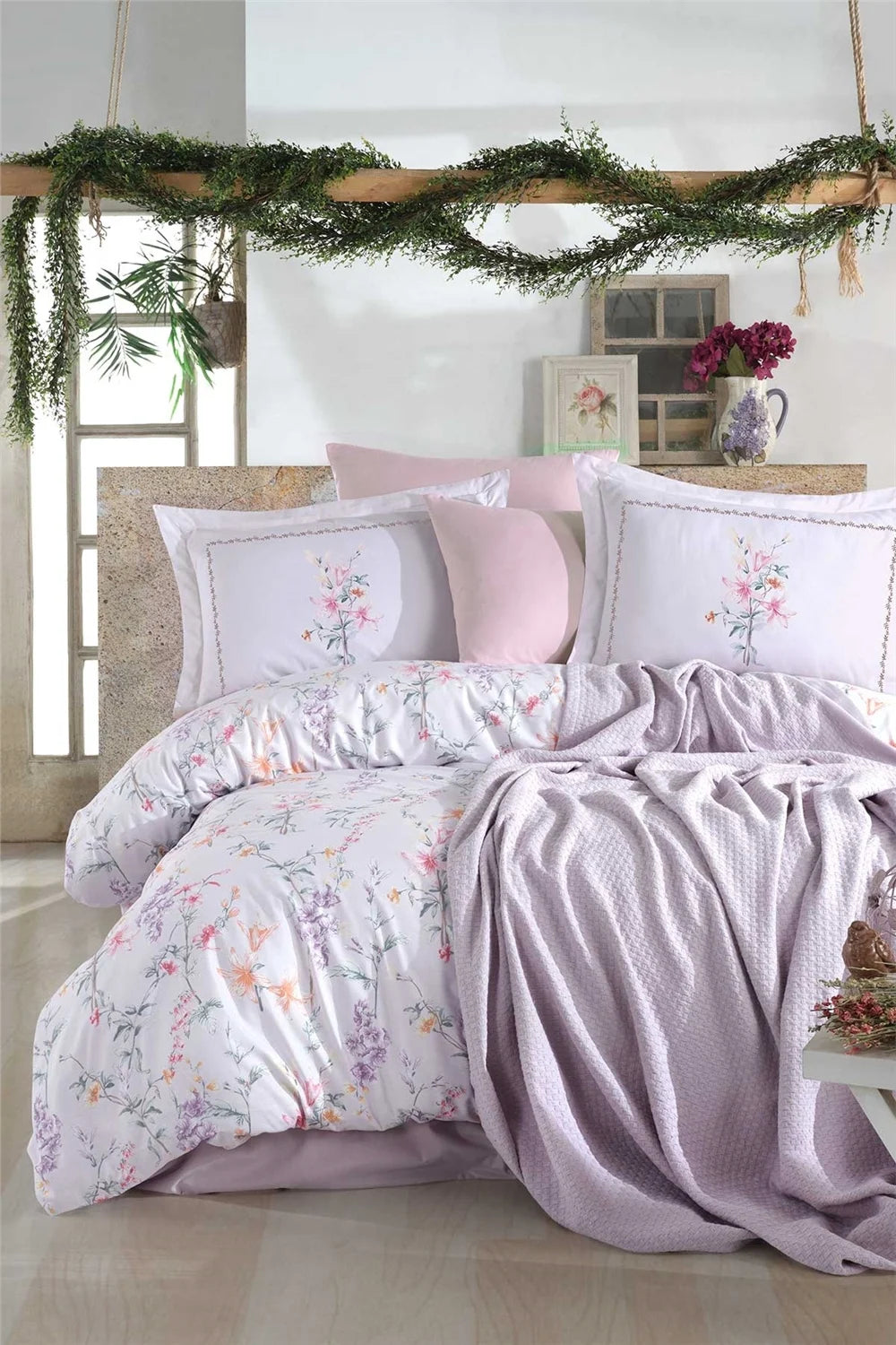 İyi Geceler İstanbul Jasmine Çift Kişilik Pikeli Nevresim Takımı - Lila