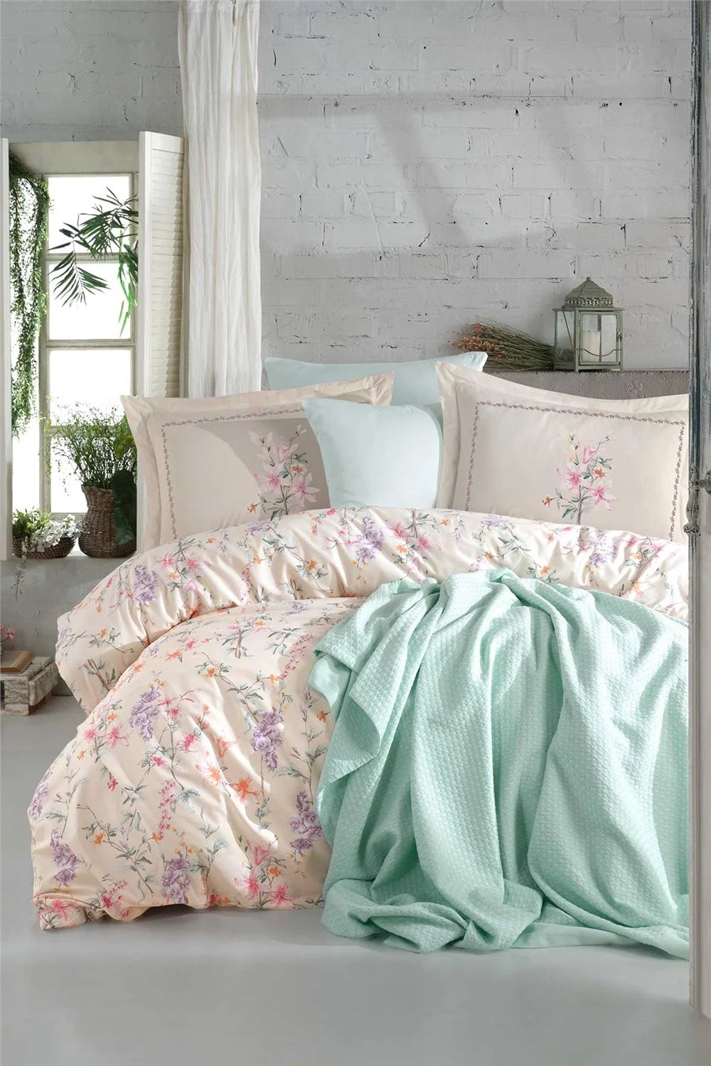 İyi Geceler İstanbul Jasmine Çift Kişilik Pikeli Nevresim Takımı - Somon