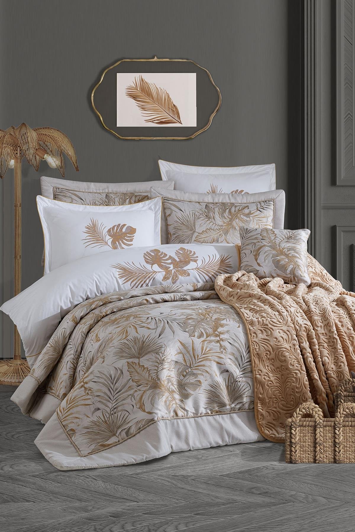 İyi Geceler İstanbul Luxury Çeyiz Seti - Palm Gold