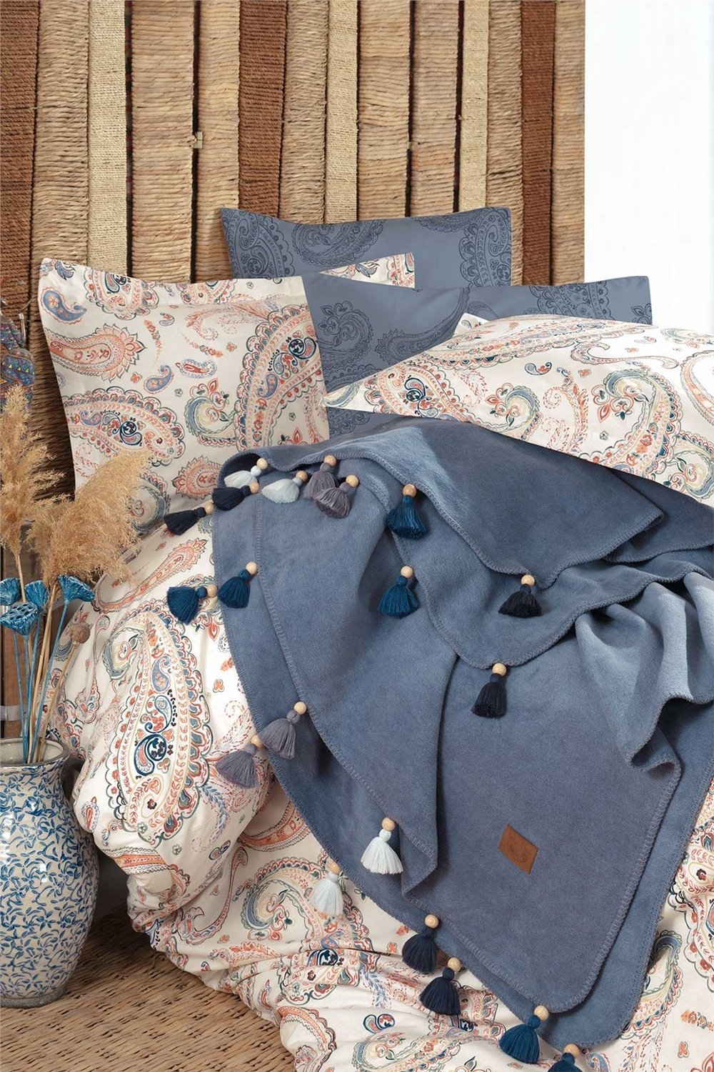 İyi Geceler İstanbul Boho Chic Püsküllü Battaniyeli Nevresim Takımı Çift Kişilik - Cobalt Mavi
