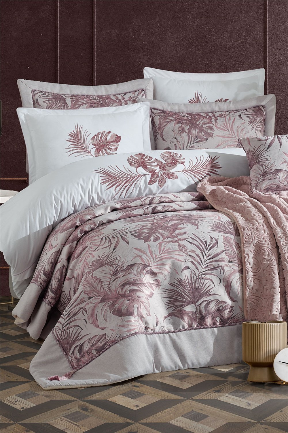 İyi Geceler İstanbul Luxury Çeyiz Seti - Palm Rose