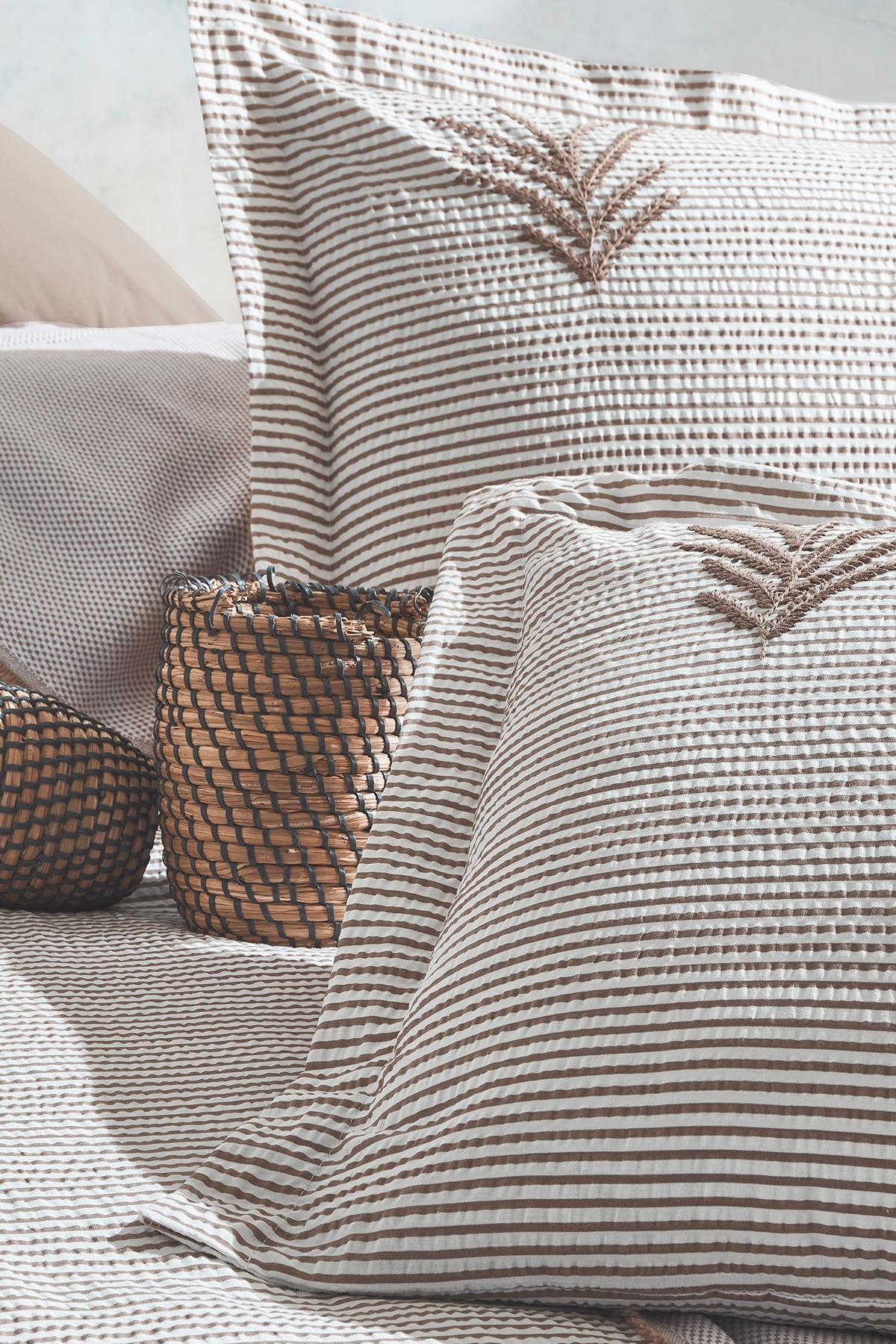 İyi Geceler İstanbul Maribell Pikeli Nevresim Takımı Çift Kişilik - Bej